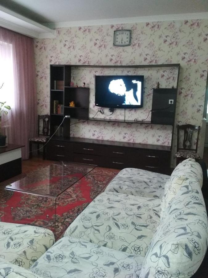 Dream Hostel Шимкент Екстер'єр фото