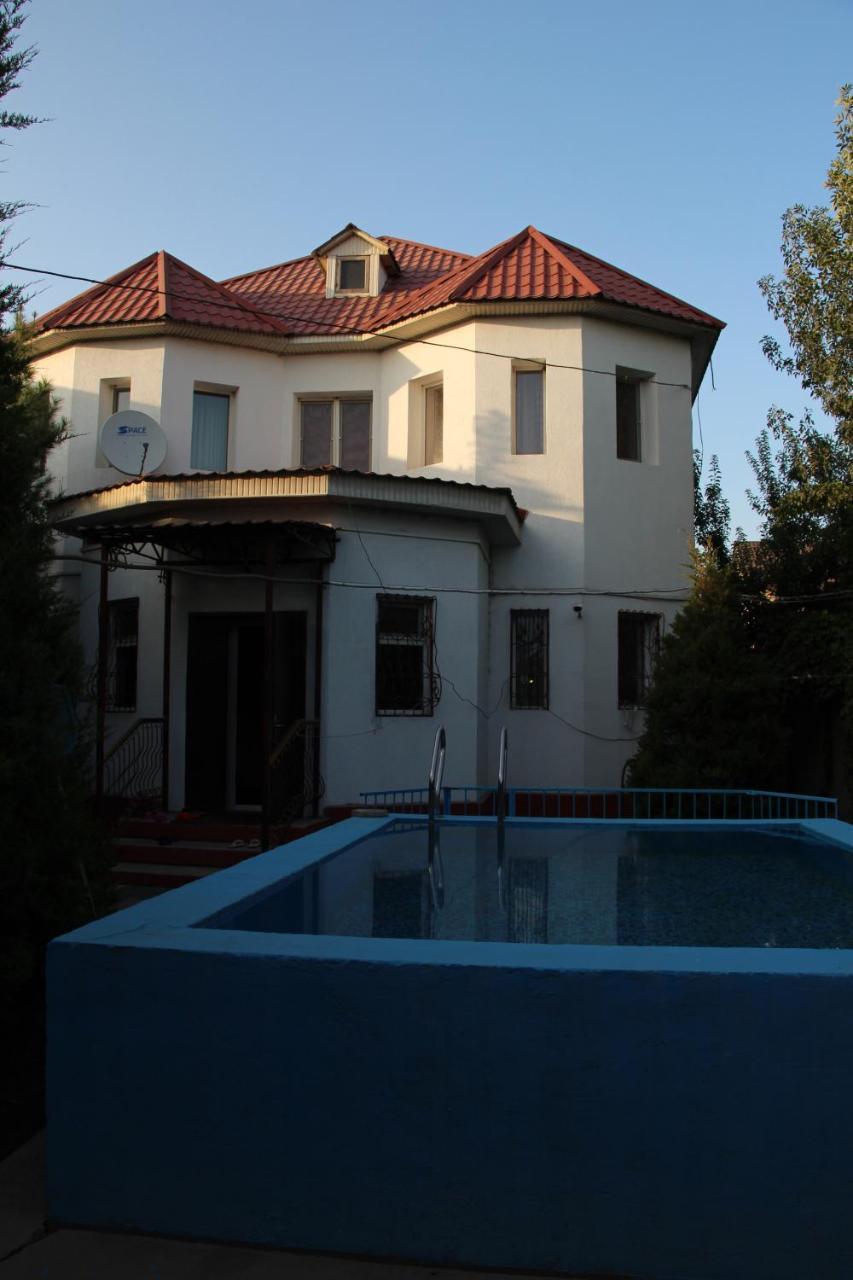 Dream Hostel Шимкент Екстер'єр фото